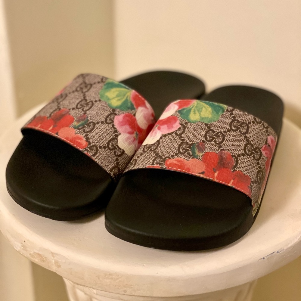 Gucci Bloom Slides